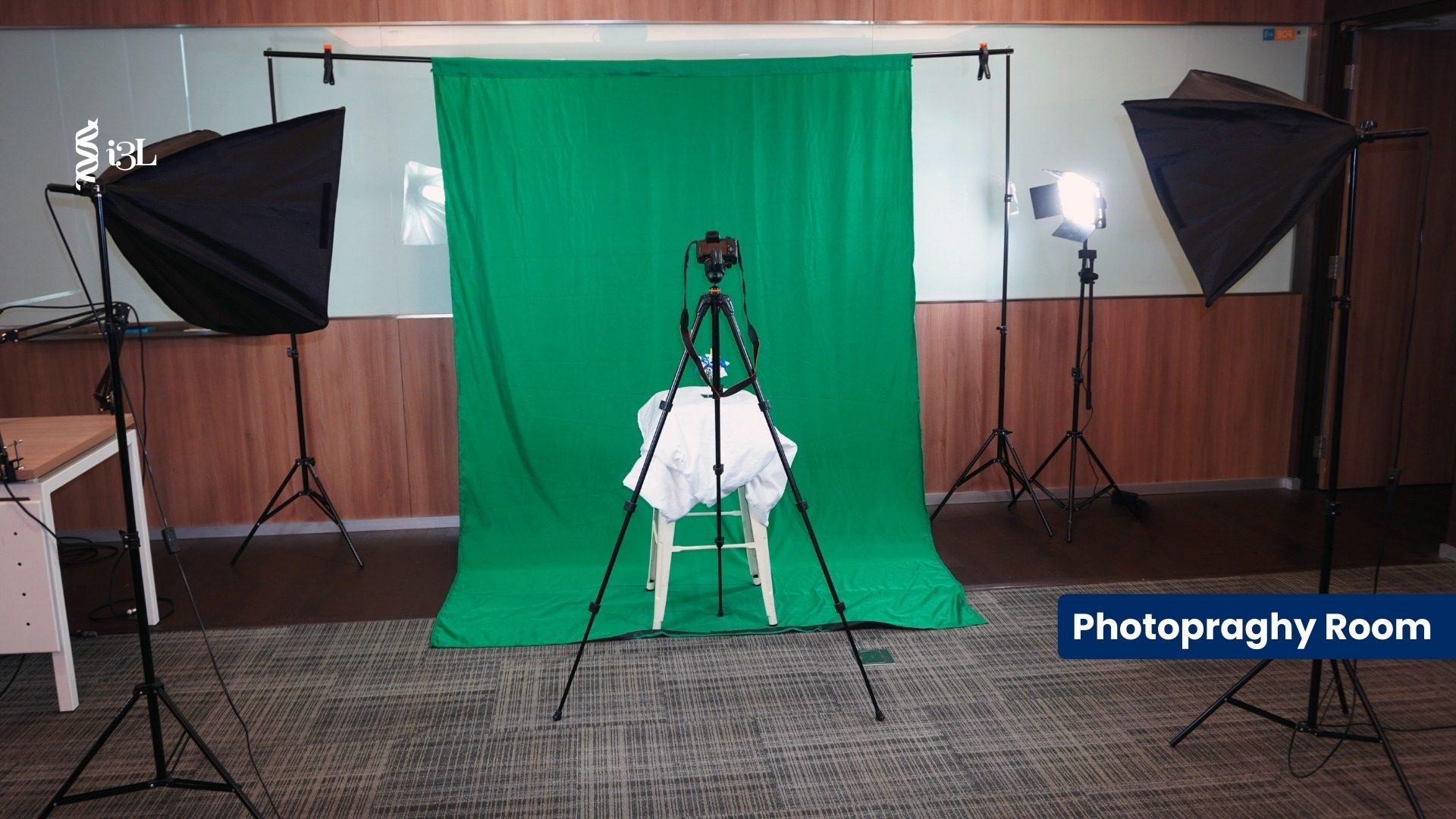Photopraghy Room
